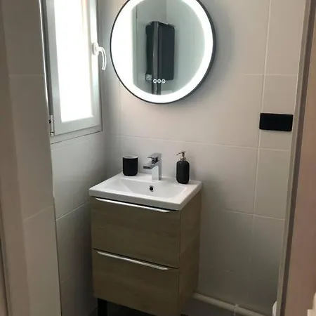 Appartement T1 Bis A Proximite Directe Du Village Naturiste Agde